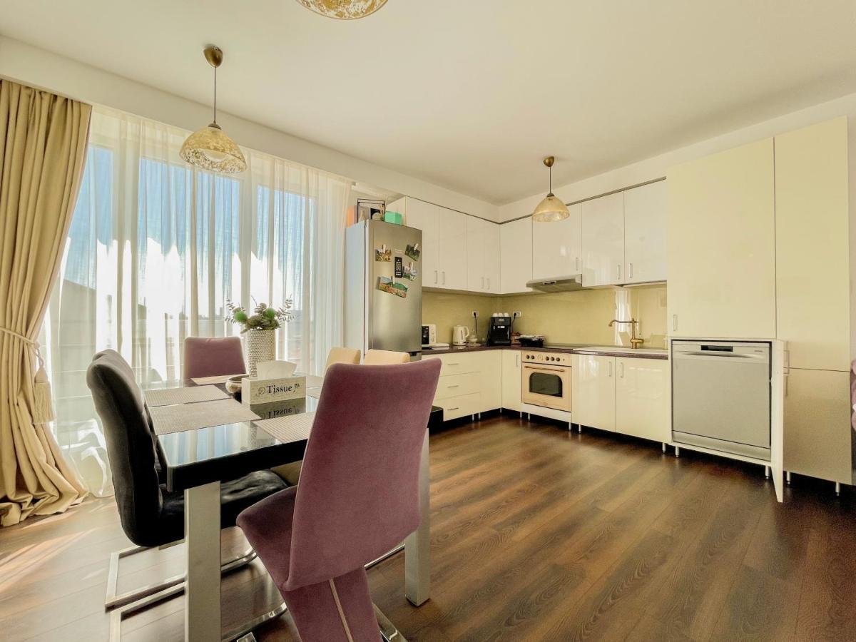 Central Premium Apartment Braşov Esterno foto