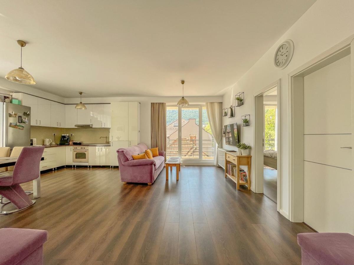 Central Premium Apartment Braşov Esterno foto