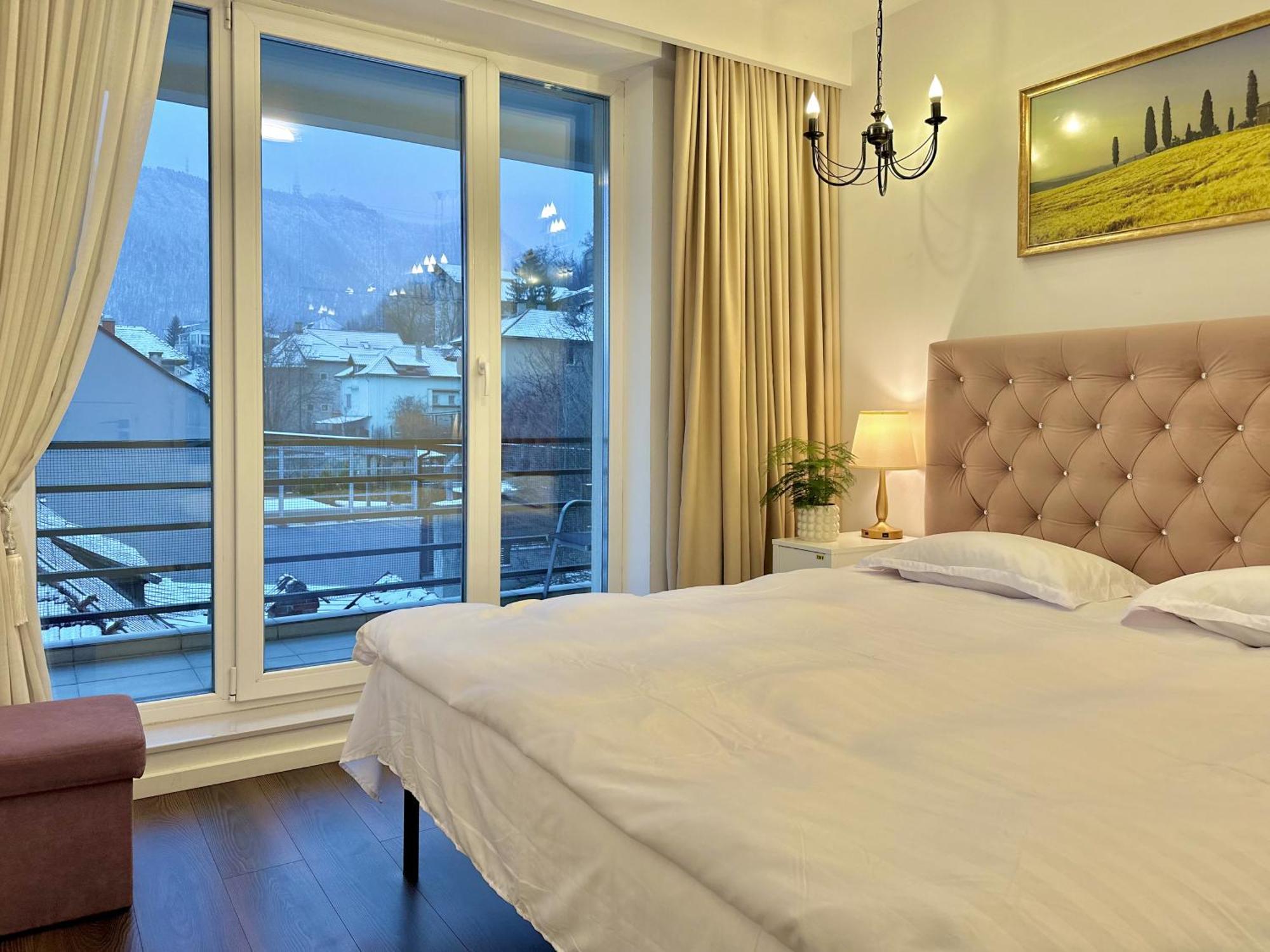 Central Premium Apartment Braşov Esterno foto