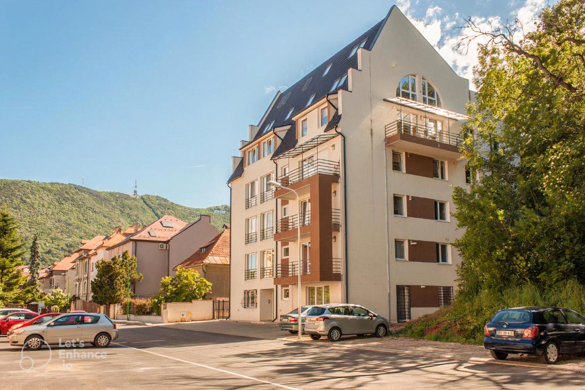Central Premium Apartment Braşov Esterno foto